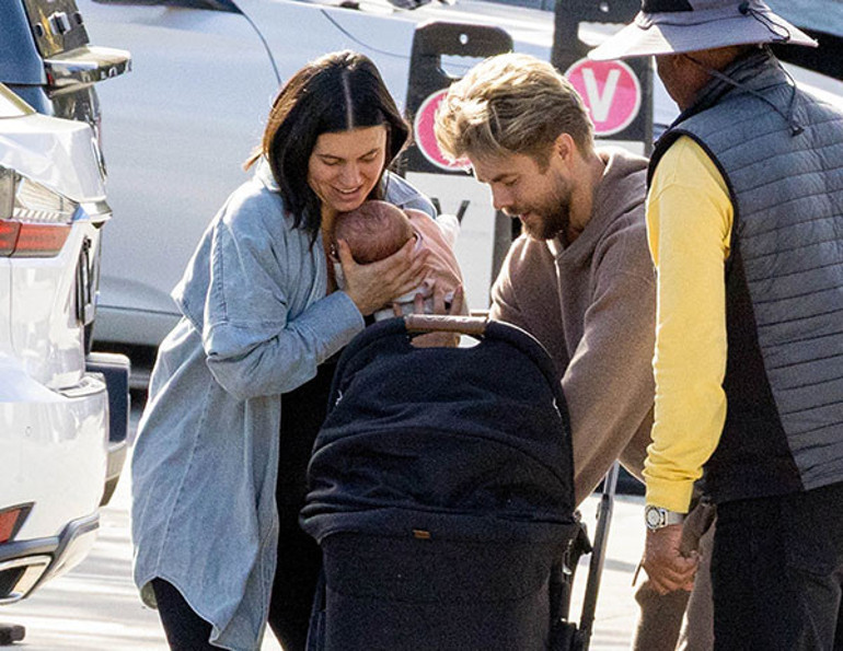 Karısı ölmesin diye başucunda umutla bekliyordu… Kabus bitti, mucize bebek doğdu… Bu mutluluk ömre bedel