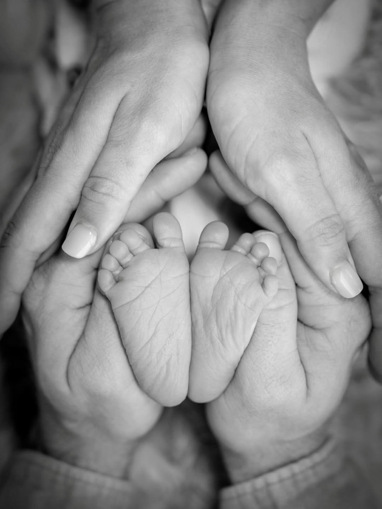 Karısı ölmesin diye başucunda umutla bekliyordu… Kabus bitti, mucize bebek doğdu… Bu mutluluk ömre bedel