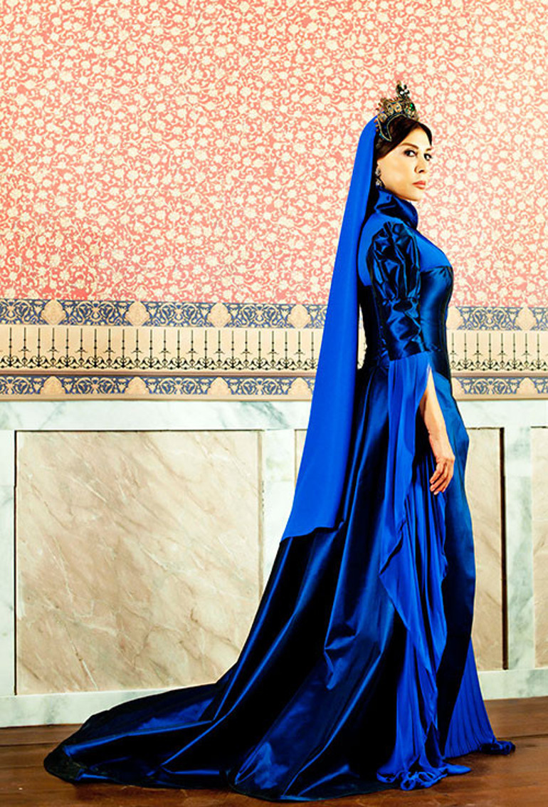 Türkiye güzeli olmak ona sadece şöhret getirmedi: Kocası arabayla ezip kemiklerini bile kırmıştı... Durdu, durdu 60 yaşından sonra yeniden doğdu