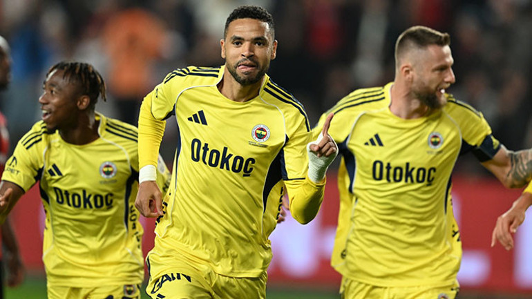 Fenerbahçeye transfer müjdesi Beklenen teklif geldi