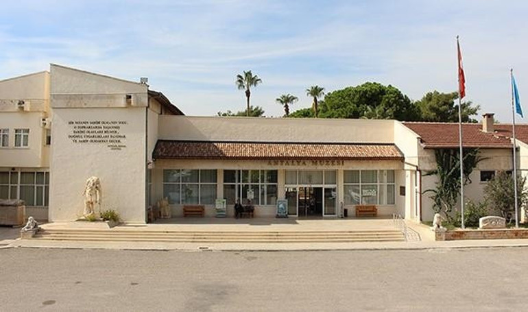 Dr. Candemir Zoroğlu: “Müze tuvalet kokuyordu”