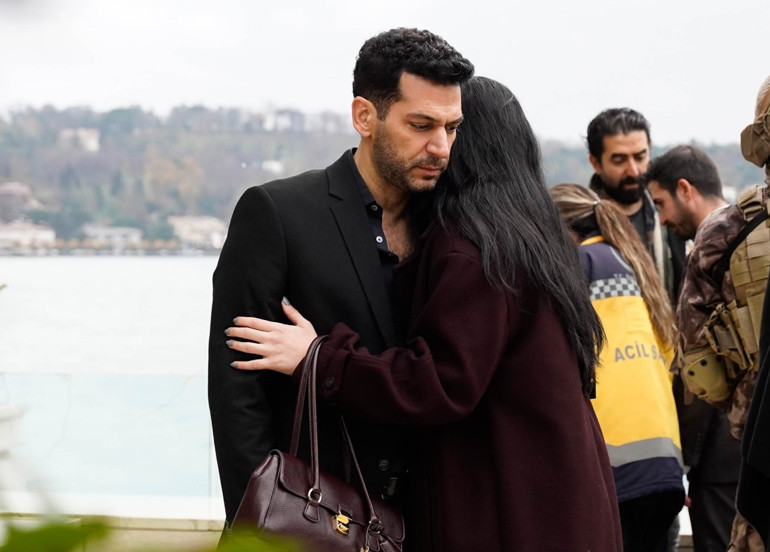 Cumartesi gecelerine damga vuran çift