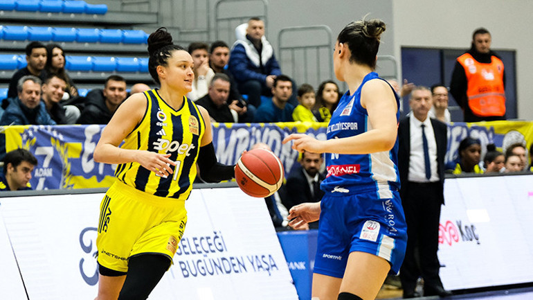 Fenerbahçe Opet 86 sayılık farkla galip geldi