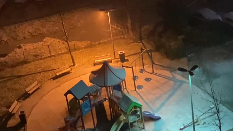 Kar başladı, İstanbul beyaza büründü