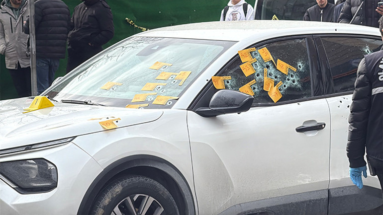  GPS cihazıyla takip edip 9 saat beklemişler