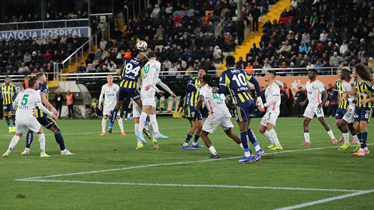 Alanyaspor-Fenerbahçe maçını usta yazarlar değerlendirdi: S.O.S. veriyor