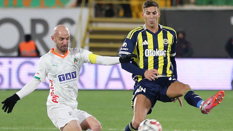 Alanyaspor-Fenerbahçe maçını usta yazarlar değerlendirdi: S.O.S. veriyor