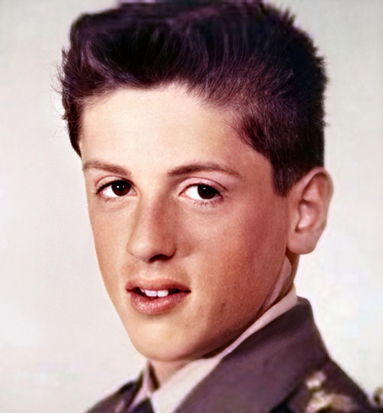 Baston kullansa bile efsaneler pes eder mi hiç 80 yaşında hala böyle kasları var: Kan, ter ve gözyaşı