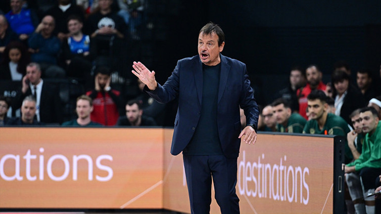 Ergin Ataman: Bazı oyuncular takımda oynamayı hak etmiyor