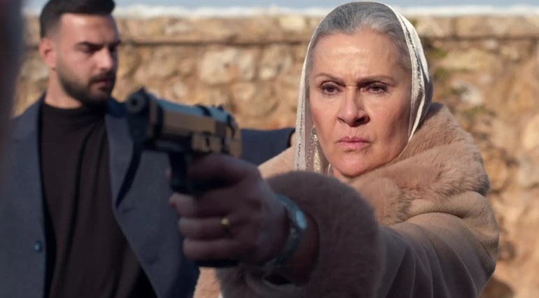 Uzak Şehirin 46. bölümünde neler oldu Çiftlik evinde romantik gece