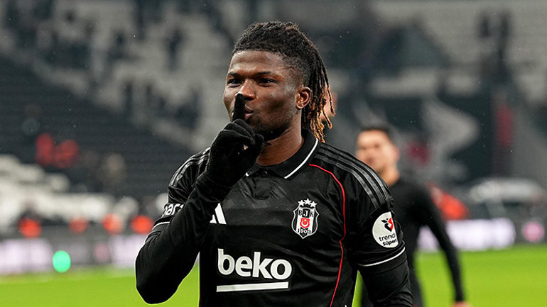  Başkan Serdar Adalı bazı konuları açıklığa kavuşturmak zorunda , Bu takıma kalan 3 haftada 4-5 transfer gerek