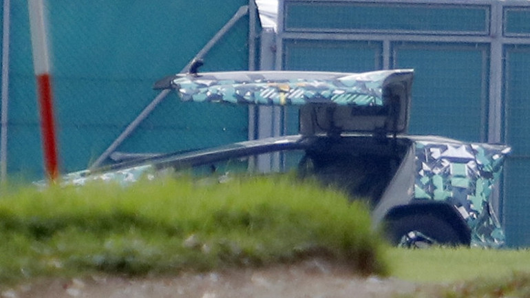 “Suudi Cybertruck” yola çıkmaya hazırlanıyor