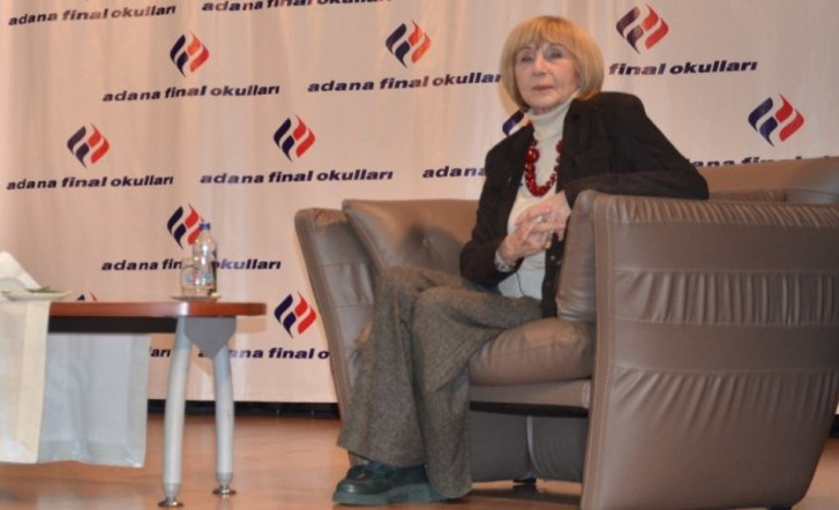 Ayşe Kulin ve Sema Soykan öğrencilere deneyimlerini anlattı