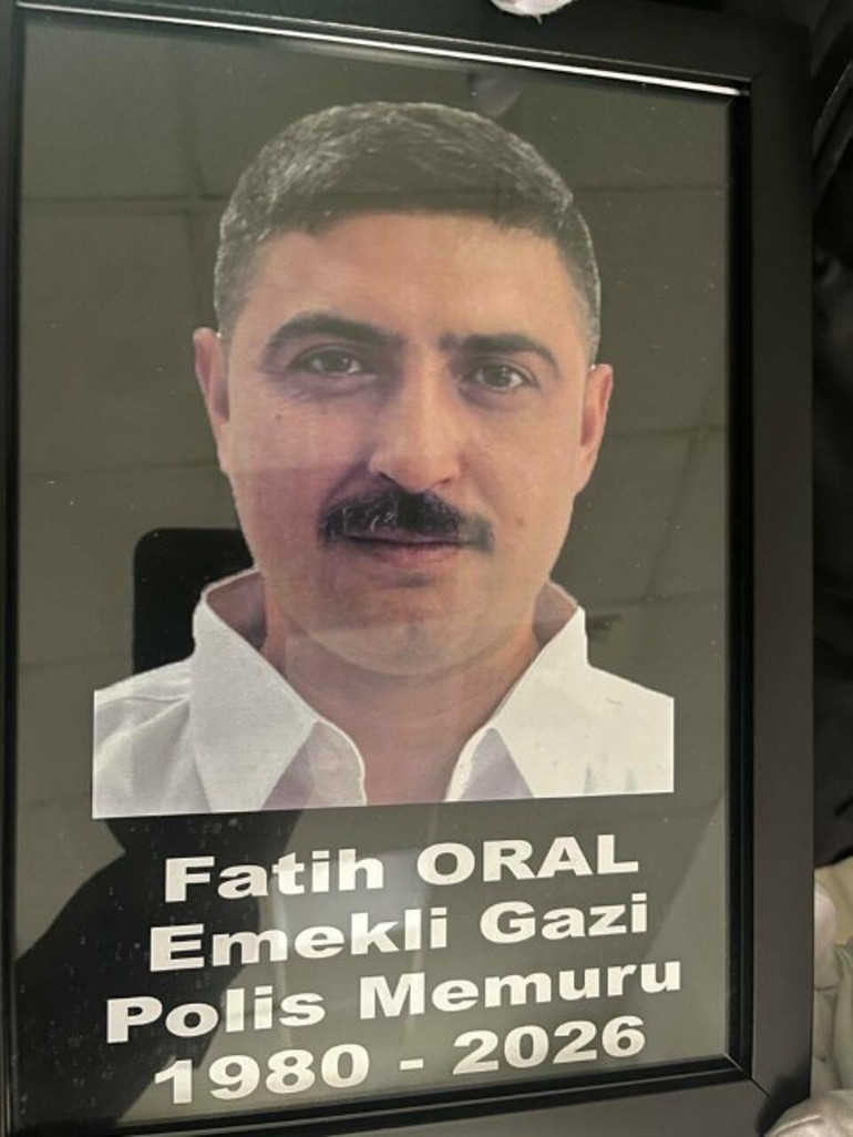 Trafik magandasının çarptığı polis memuru 1 yıl 7 ay sonra şehit oldu