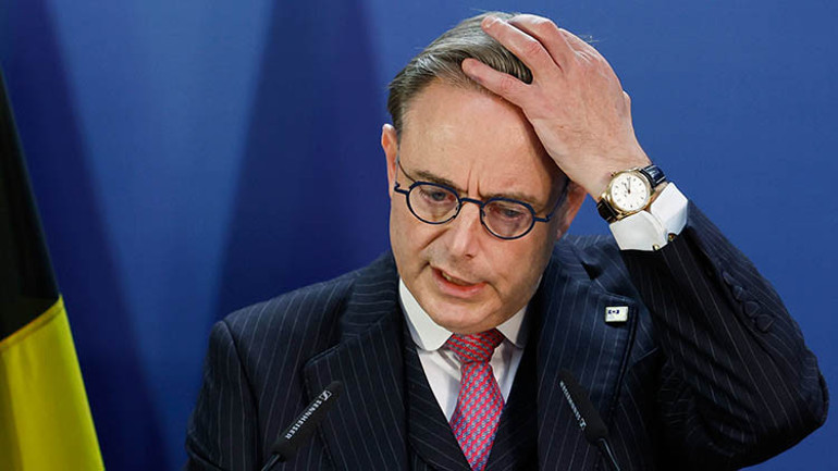 Davosta Trump gerilimi Avrupa resti çekti... Aç tırtıl