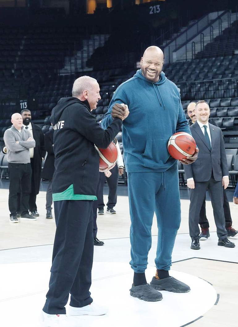 NBA efsanesi O’Neal ile basket