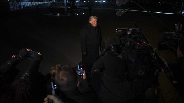  Air Force One, acil iniş yaptı