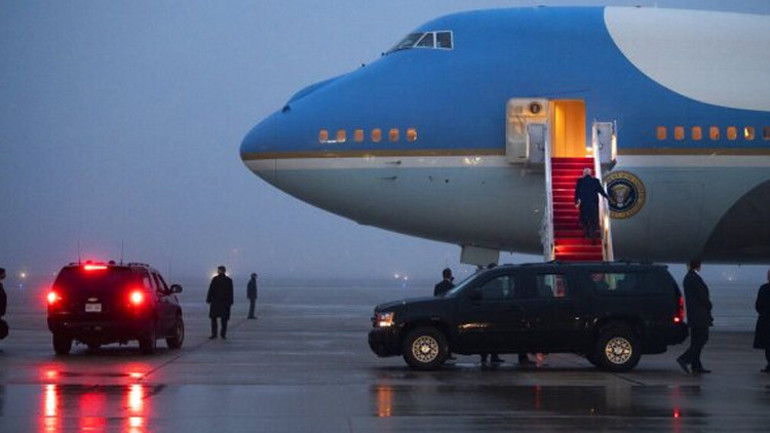  Air Force One, acil iniş yaptı