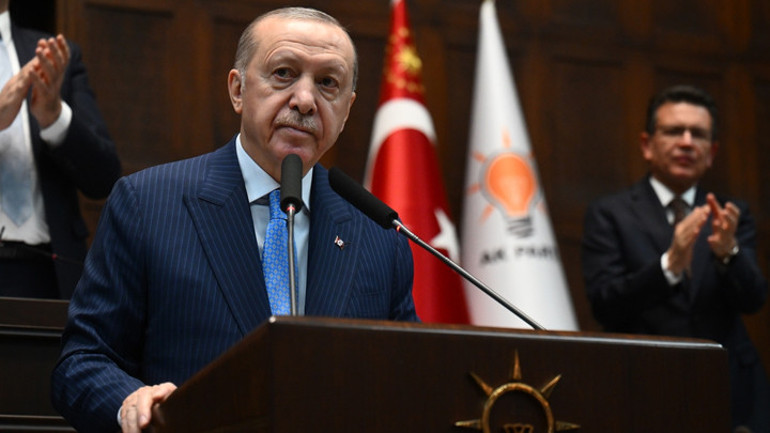 Provokasyonlara başvurmak intihardır | Cumhurbaşkanı Erdoğan: Bayrağımıza uzanan kirli elleri bulup, bunun hesabını soracağız