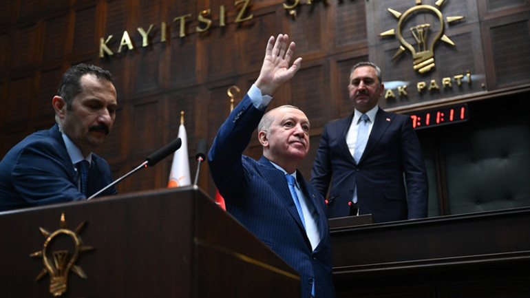 Provokasyonlara başvurmak intihardır | Cumhurbaşkanı Erdoğan: Bayrağımıza uzanan kirli elleri bulup, bunun hesabını soracağız