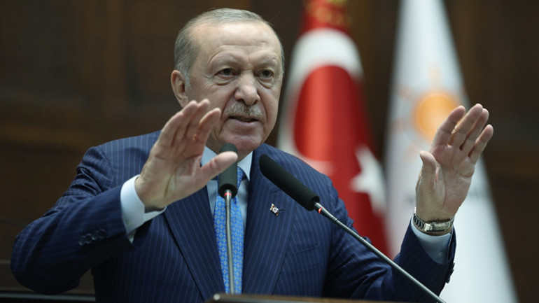 Provokasyonlara başvurmak intihardır | Cumhurbaşkanı Erdoğan: Bayrağımıza uzanan kirli elleri bulup, bunun hesabını soracağız