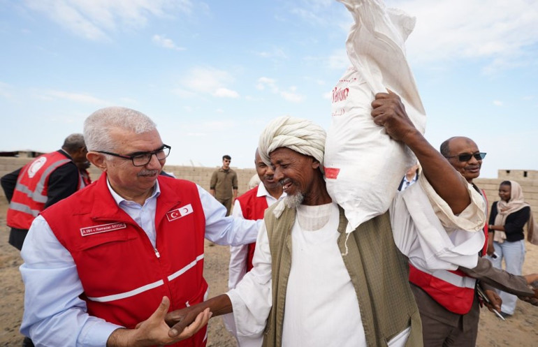 Kızılay Sudan’da iyilik nöbetinde