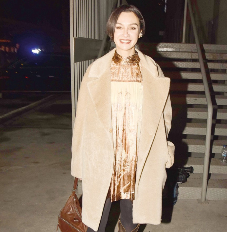 Tarkan ile Cem Yılmaz aynı sahnede... İşte kuzu kuzu geldim