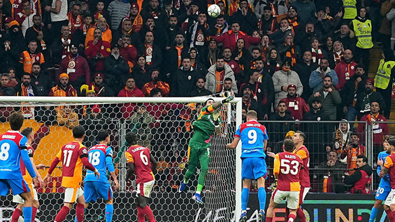 Galatasarayda Uğurcan Çakır son bölümde sahne aldı, kurtarışlarıyla Atletico Madrid maçında parladı