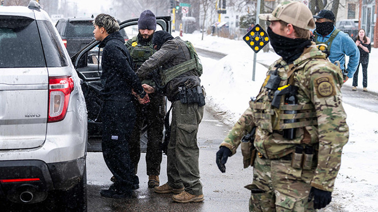 Trumptan ICE gerilimine karşı orduya hazırlık talimatı