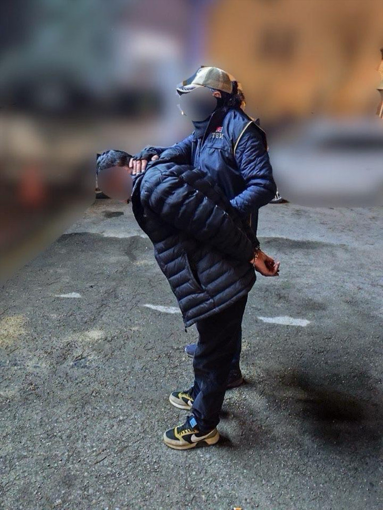 Kahvehanede terör örgütü propagandası yapan ve eylem çağrısında bulunan şüpheli yakalandı