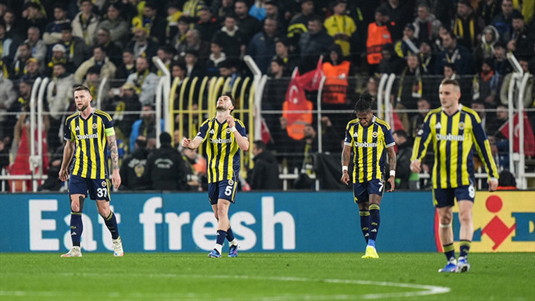 Fenerbahçenin Aston Villa yenilgisi sonrası çok konuşulacak sözler Kerem artık 12. oyuncu Şükrinyar farkı önledi