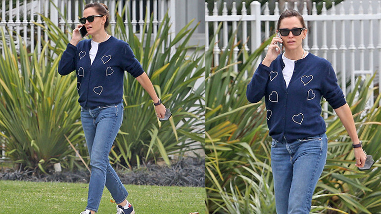 Üç çocuğunu tek başına büyüttü, çalışıp parasını da kazandı… Ona ‘altın kalpli’ diyorlar… Elindekini ihtiyacı olana dağıtıyor