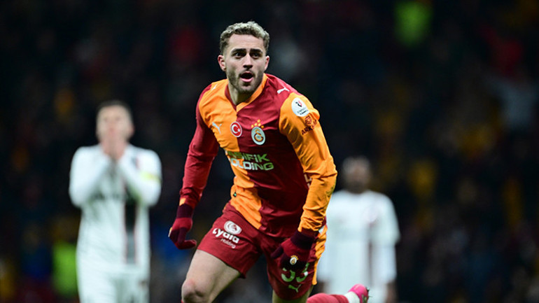 Galatasarayda 4 oyuncu sınırda