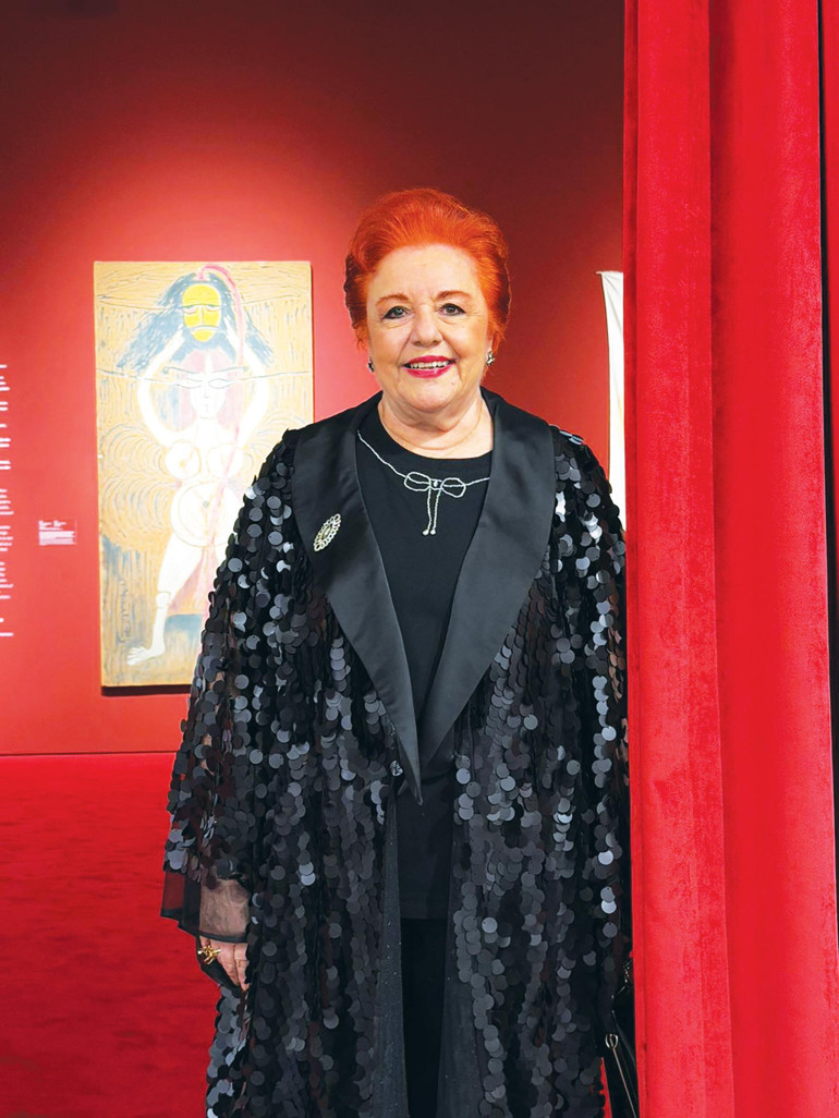 ‘Benim ruhumu sürükleyen sanat aşkıdır’