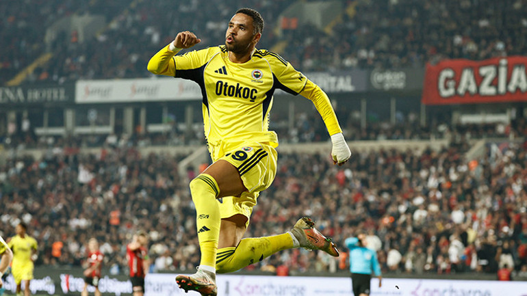 Youssef En-Nesyri Juventus'a transfer oluyor: Sağlık kontrolü ve imza için Torino'ya gidiyor