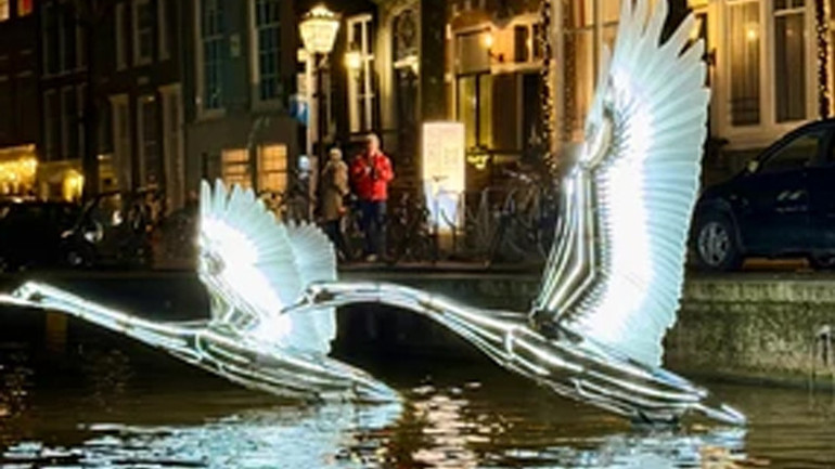 Amsterdam Işık Festivali büyüledi