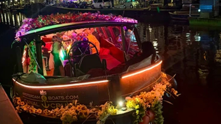 Amsterdam Işık Festivali büyüledi