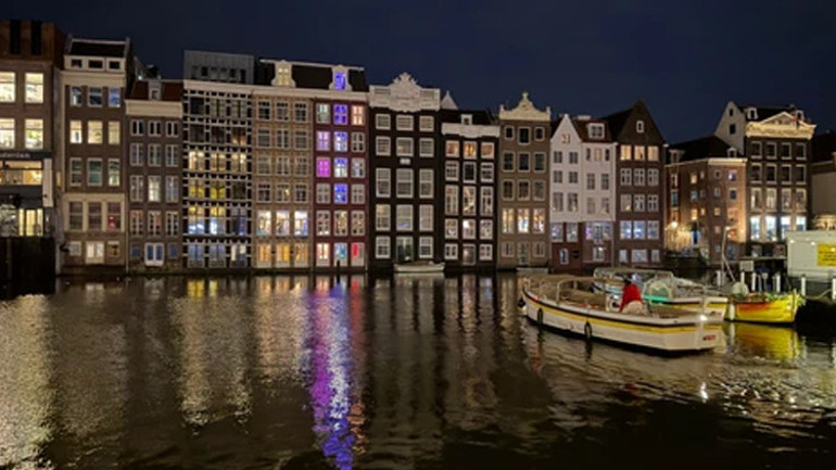 Amsterdam Işık Festivali büyüledi