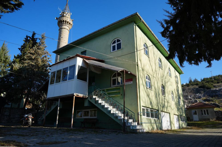  Köyde zaten bir tane var, kurtarılmasını istiyoruz