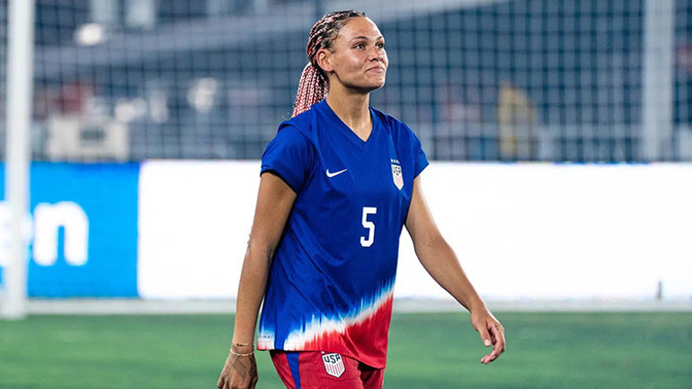 Kadın futbolunda tarihi imza NBA efsanesinin kızı, dünyanın en çok kazanan kadın futbolcusu oldu