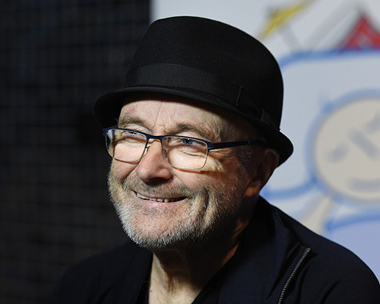 Şimdi 24 saat bakıma muhtaç... Koca çınar usul usul yaprak döküyor