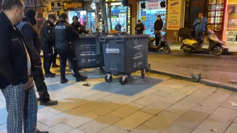 Şüpheliler kaçarken havalimanında yakalandı