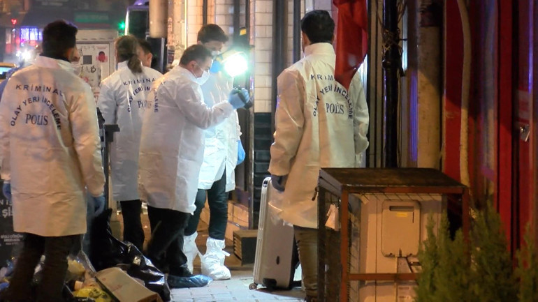 Şüpheliler kaçarken havalimanında yakalandı