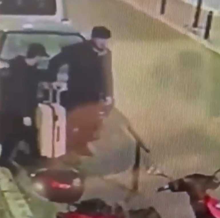 Şişlideki kan donduran cinayette yeni gelişme: Ş&uuml;pheliler ka&ccedil;arken havalimanında yakalandı