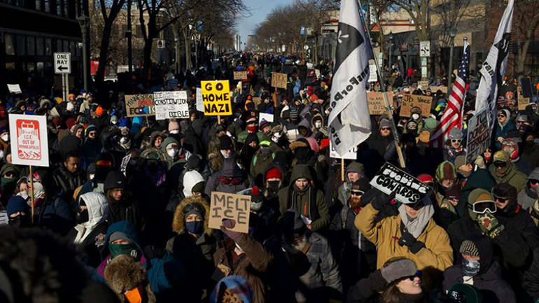Trumpın ICE ajanları bir kişiyi daha öldürdü: ABDde sokaklar savaş alanına döndü