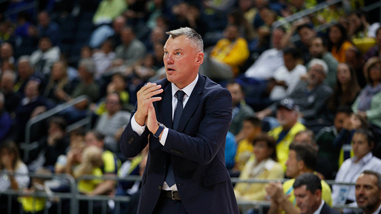 Fenerbahçe Bekodan Jasikevicius ve transfer açıklaması Görüşmelerimizi sürdürüyoruz