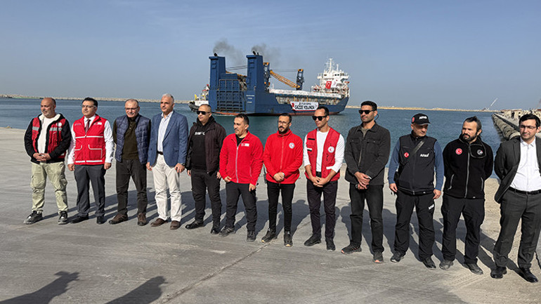 Türk Kızılayının yardım gemisi Gazze yolunda