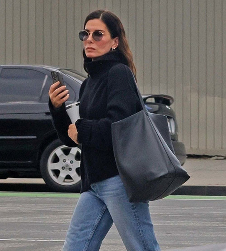 Aşkı geç buldu, onu da ölüm elinden aldı... El ele geçtiğimiz sokaklarda yalnızım şimdi... Seni çok özledim sevgilim