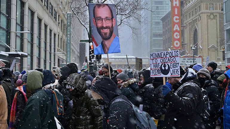 Trumpa ağır eleştiri ABD genelinde protesto çağrısı