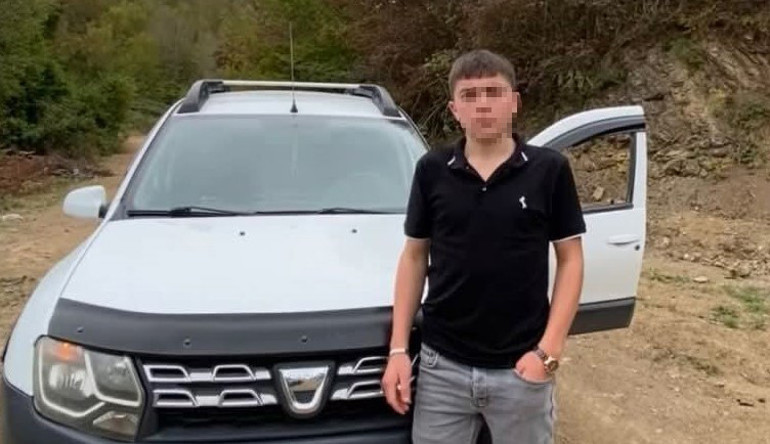 Babasının tabancasıyla oynarken kazara kendini vuran kişi